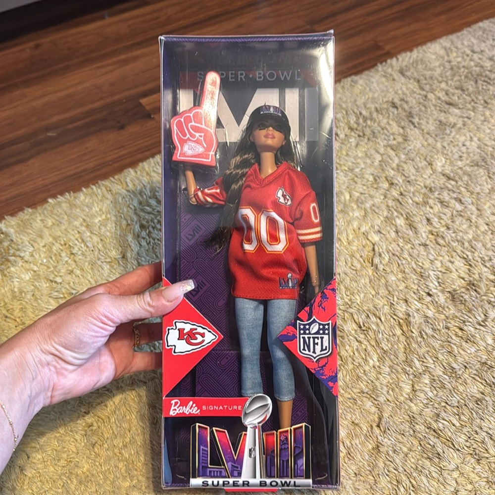 🏈 NFL Super Bowl LVIII Kansas City Chiefs Fan Barbie 🏈